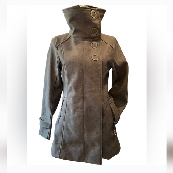 Lululemon jacket - Picture 1 of 10